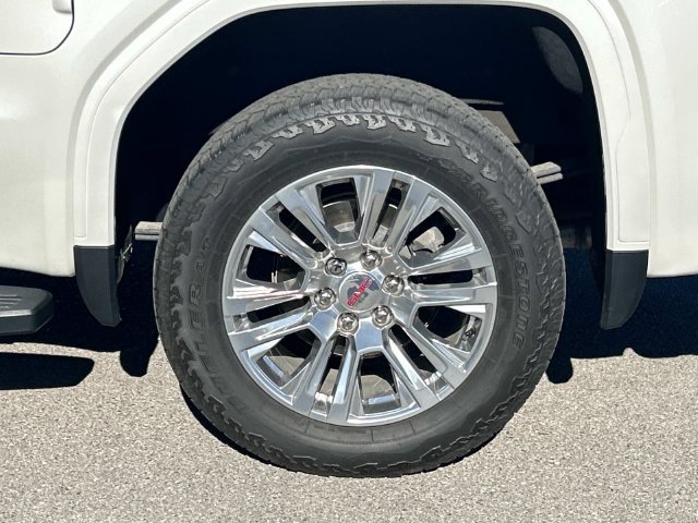 Used 2024 GMC Sierra 1500 Denali AWD/4WD image 16
