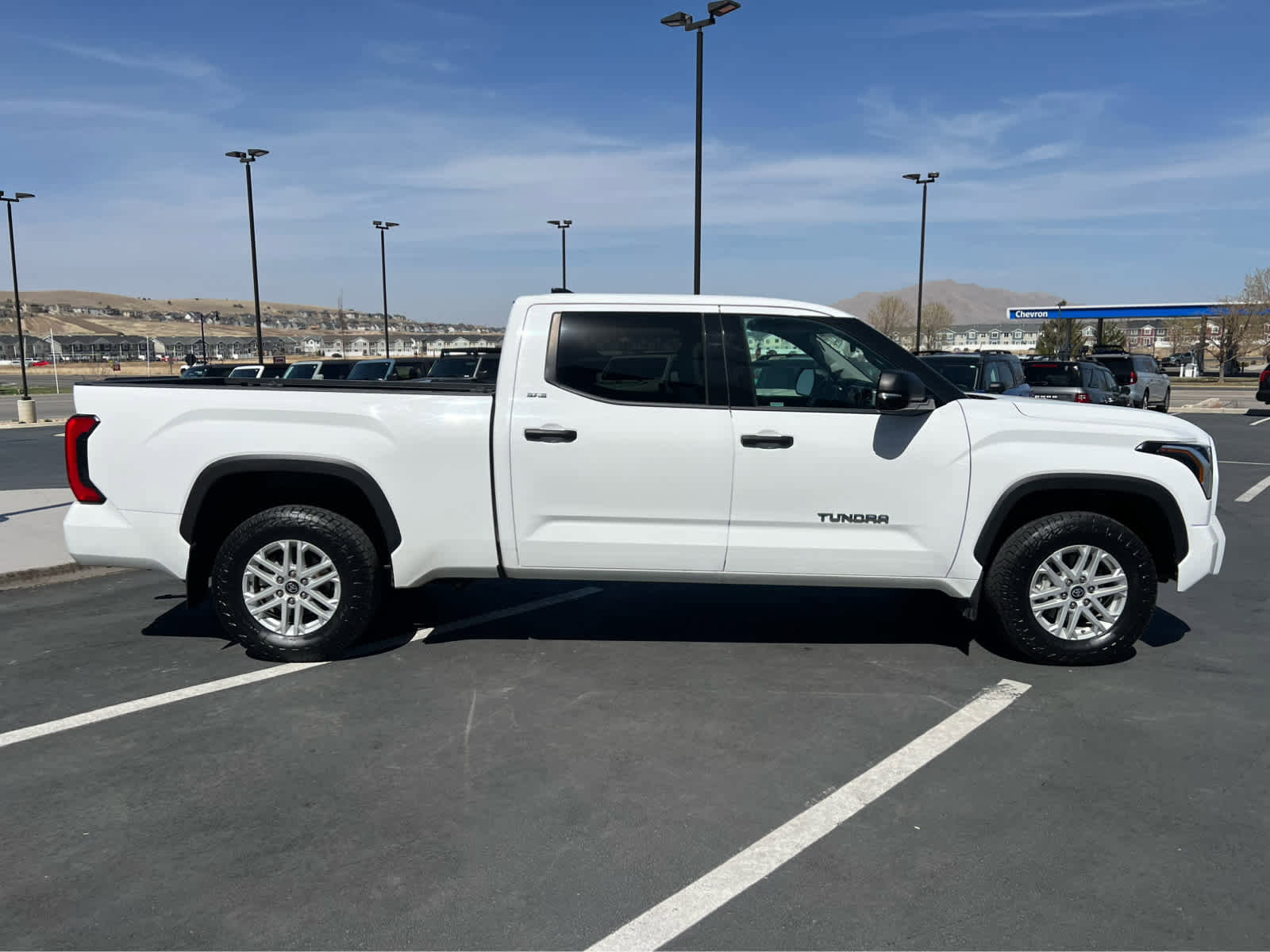 Used 2022 Toyota Tundra SR5 w/ SR5 Convenience Package image 6