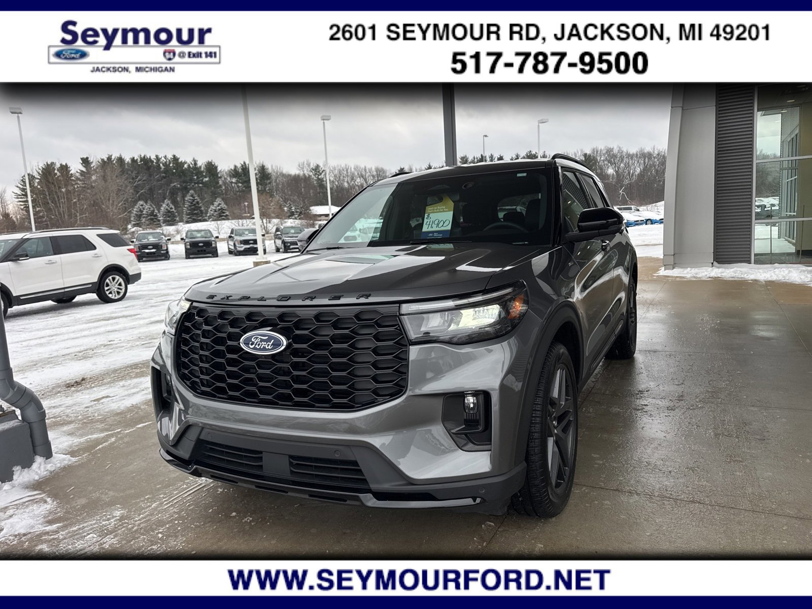 Certified 2025 Ford Explorer ST-Line w/ Premium Package image 9