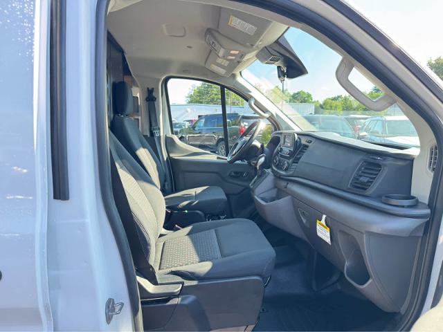 Certified 2025 Ford Transit 250 Low Roof w/ Exterior Upgrade Package RWD image 14