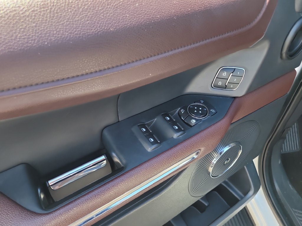 Certified 2022 Ford Expedition Max Limited RWD image 18