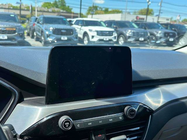 Certified 2021 Ford Escape Titanium AWD/4WD image 28