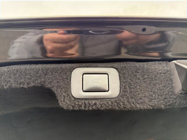 Used 2018 Lexus LS 500 F Sport image 25