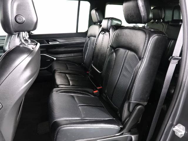 Used 2024 Jeep Wagoneer Series II w/ Flexible Seating Group AWD/4WD image 14