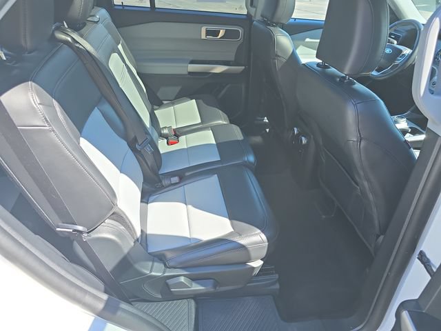 Certified 2023 Ford Explorer XLT w/ Equipment Group 202A AWD/4WD image 15