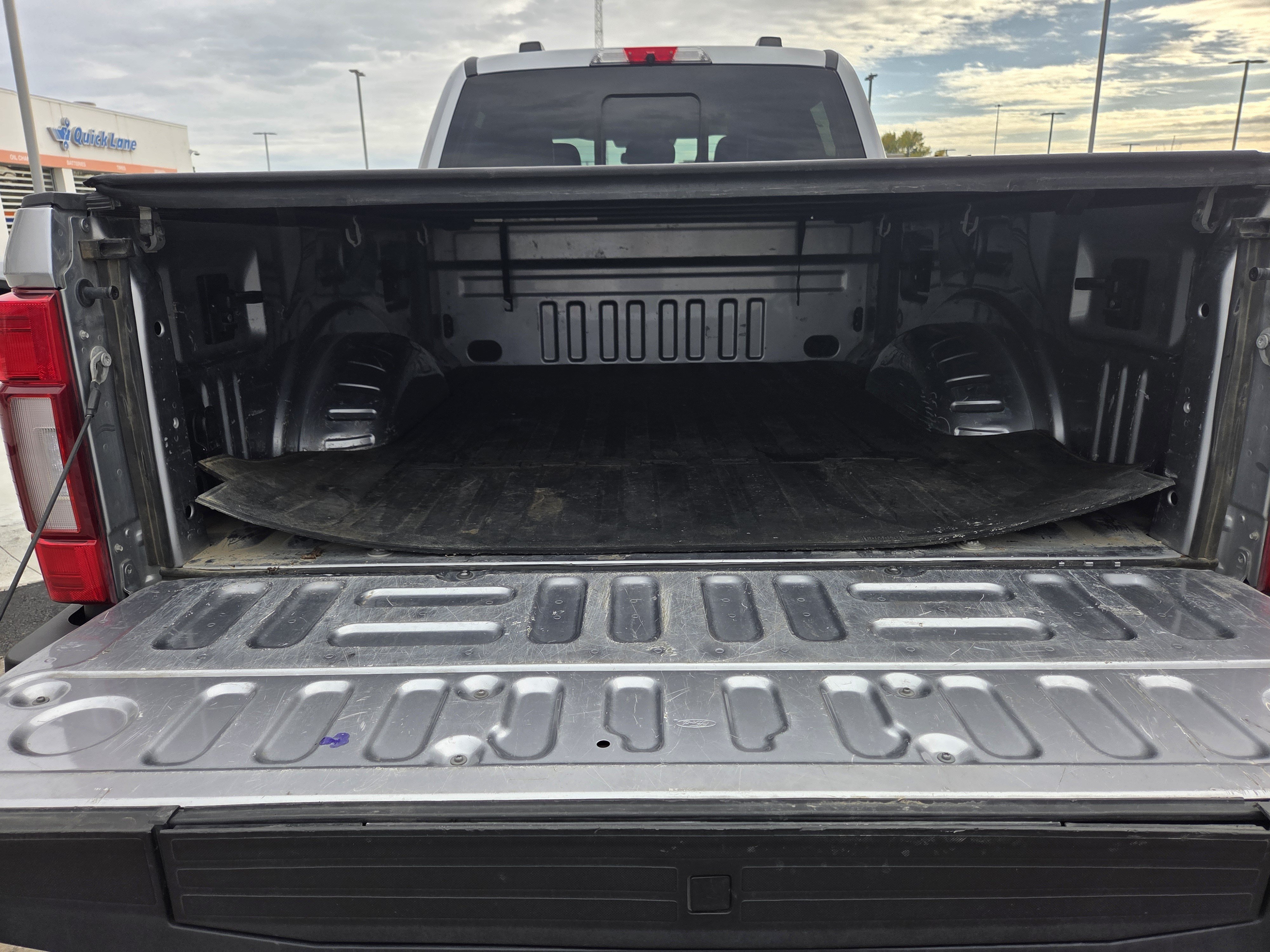 Certified 2022 Ford F350 Lariat w/ Lariat Ultimate Package AWD/4WD image 12