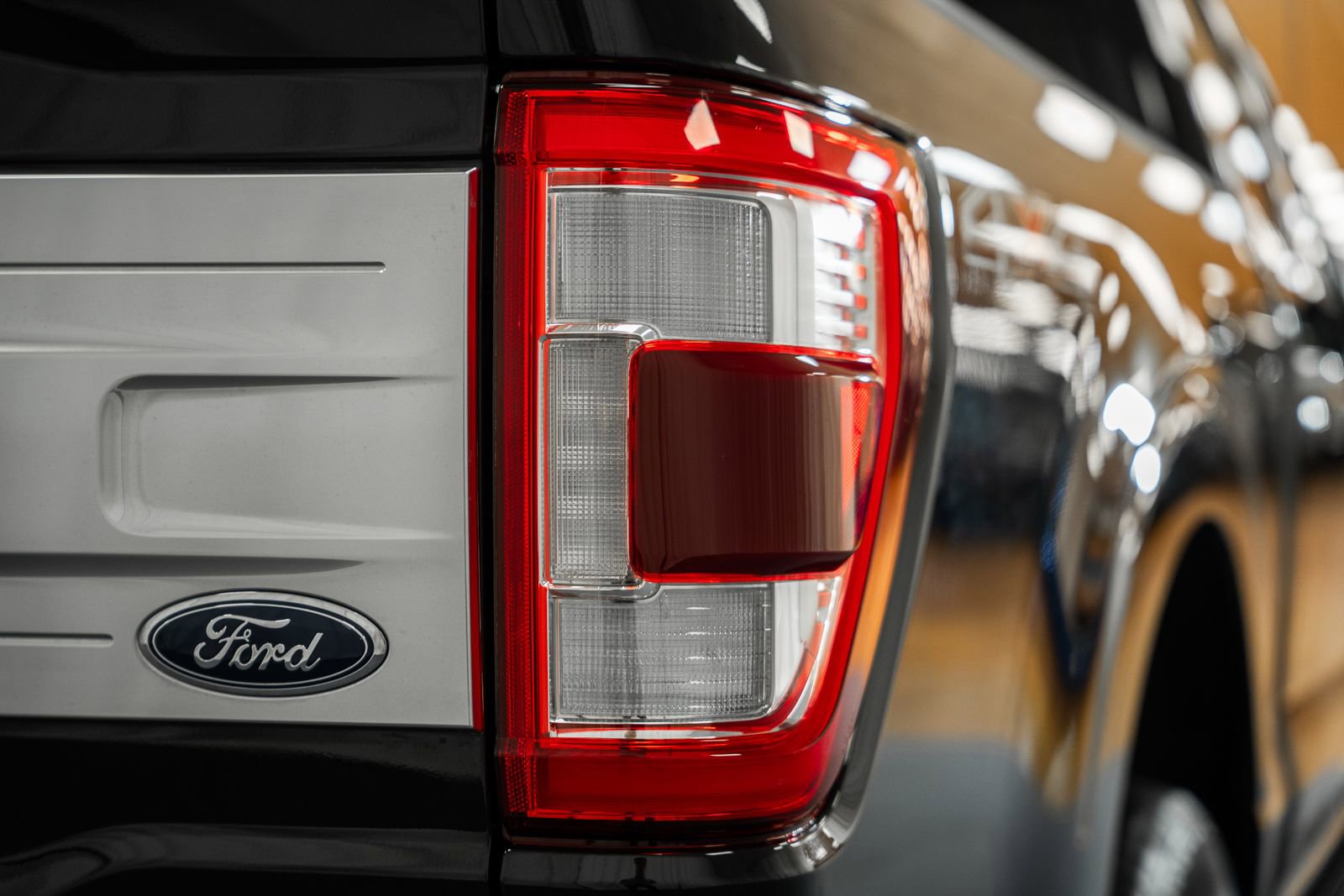 Certified 2023 Ford F150 Platinum image 21