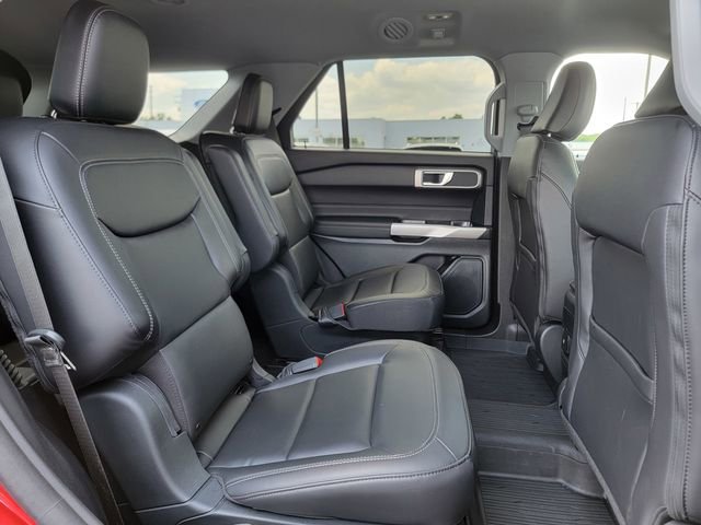 Certified 2023 Ford Explorer XLT w/ Equipment Group 202A AWD/4WD image 24