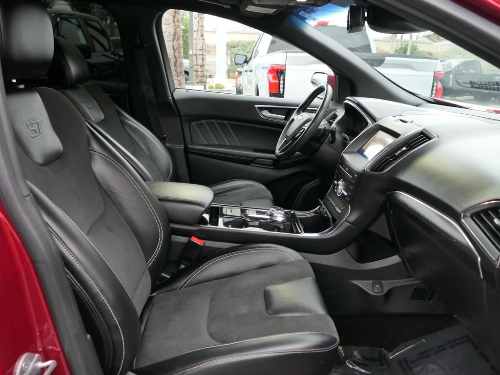 Certified 2019 Ford Edge ST AWD/4WD image 28