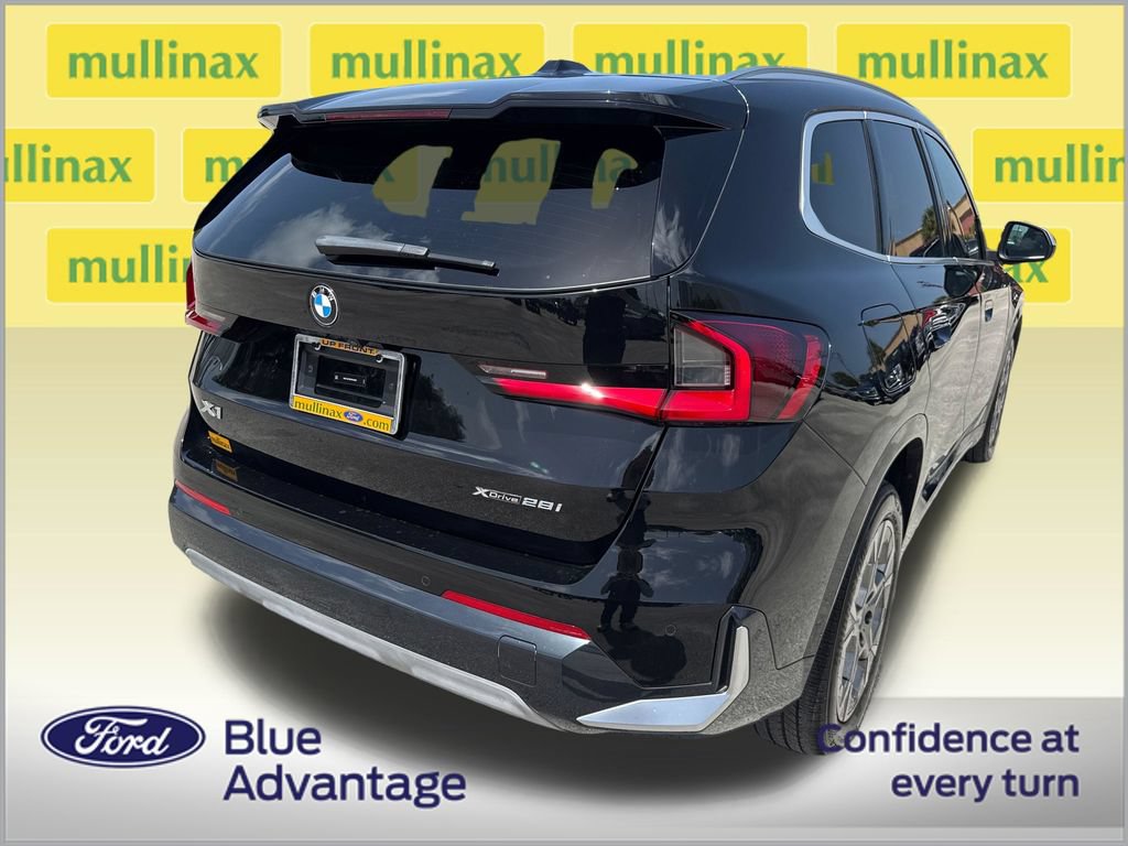 Used 2023 BMW X1 xDrive28i w/ Premium Package AWD/4WD image 4