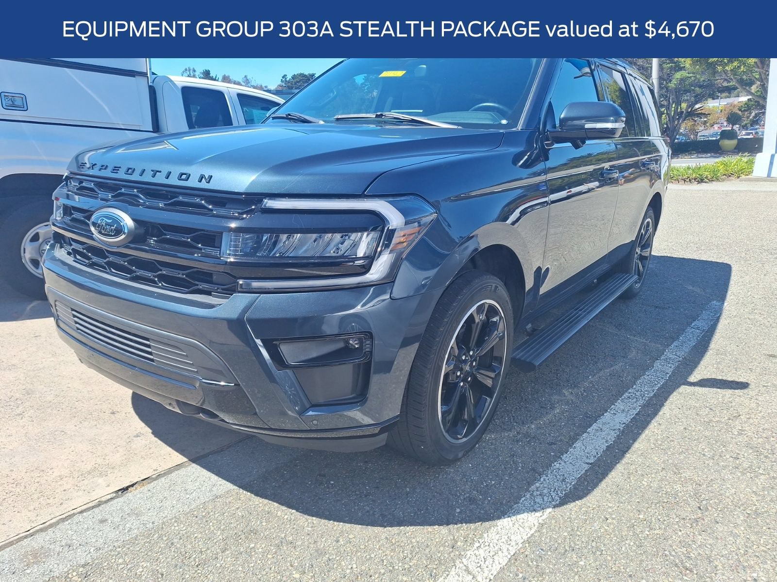 Certified 2023 Ford Expedition Limited AWD/4WD image 4