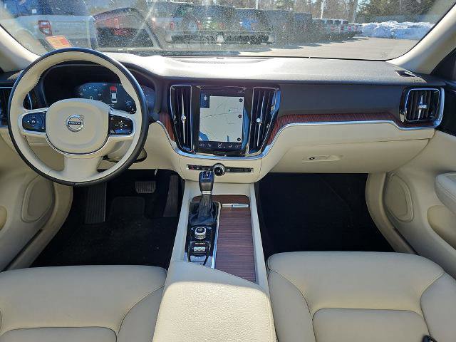 Used 2019 Volvo S60 T6 Momentum w/ Multimedia Package image 7