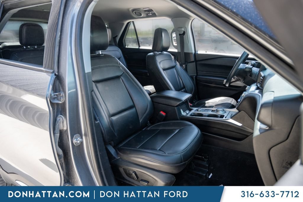 Certified 2022 Ford Explorer XLT w/ Equipment Group 202A AWD/4WD image 25