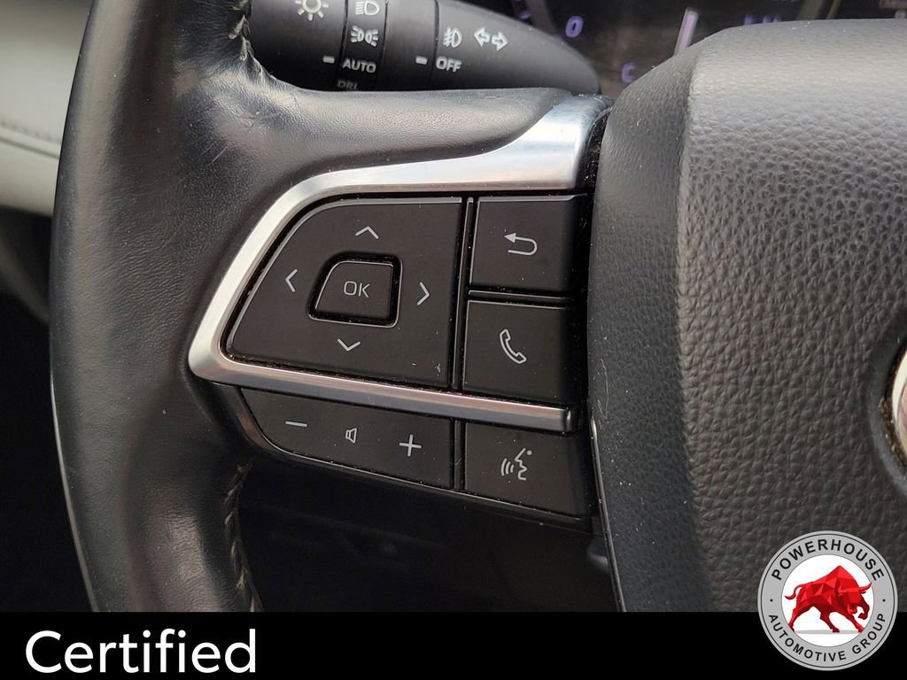 Used 2020 Toyota Highlander XLE FWD image 30