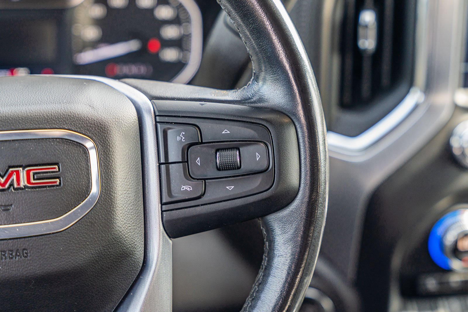 Used 2021 GMC Sierra 1500 SLT w/ SLT Convenience Package image 30