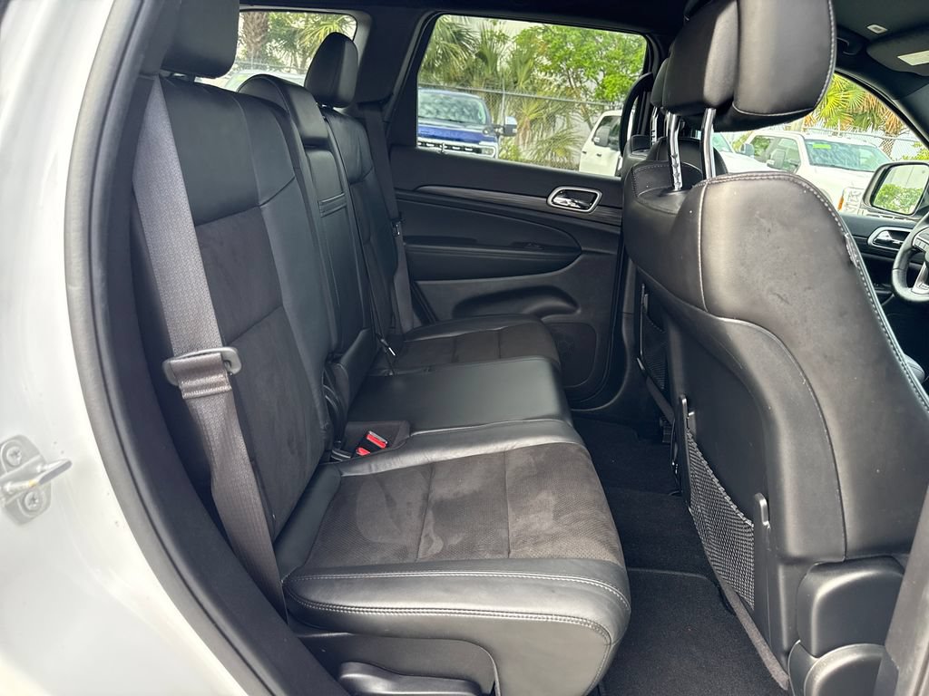 Used 2020 Jeep Grand Cherokee Altitude RWD image 26