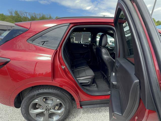Certified 2024 Ford Escape ST-Line w/ Tech Pack #1 AWD/4WD image 21