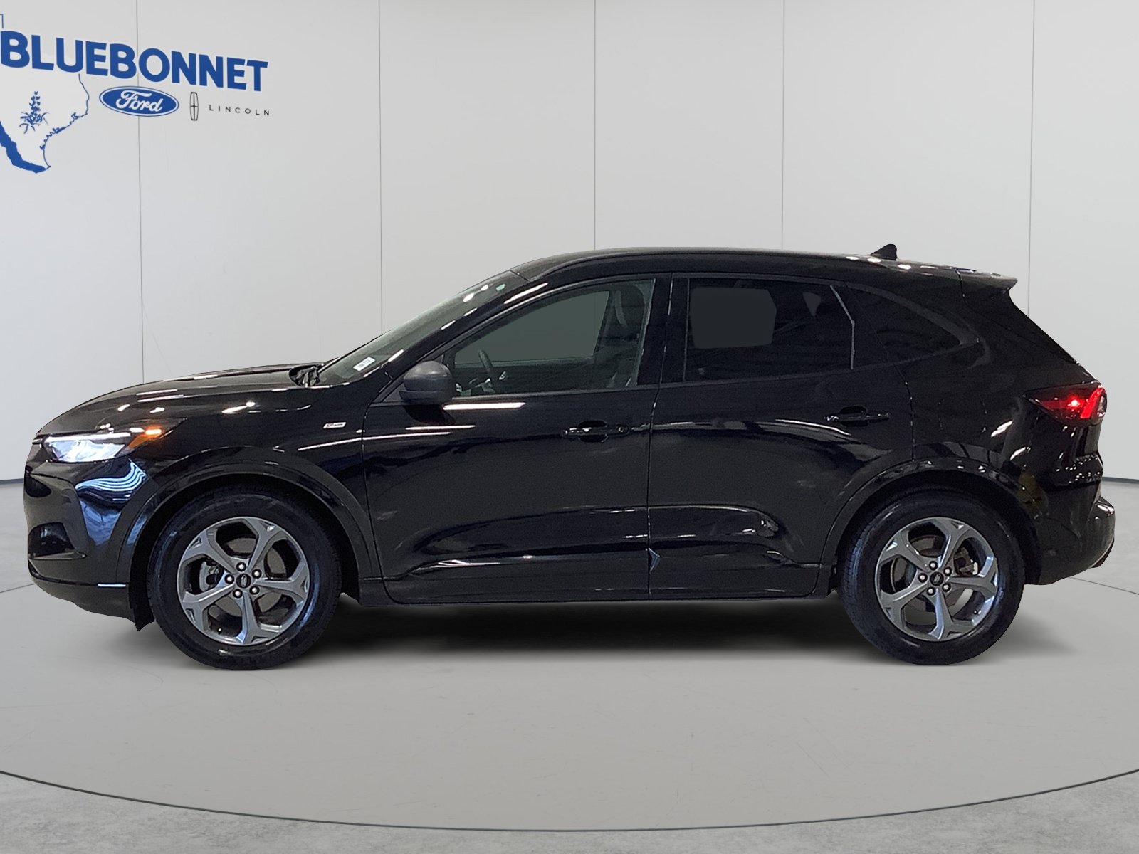 Certified 2023 Ford Escape ST-Line w/ Tech Pack #1 FWD image 8