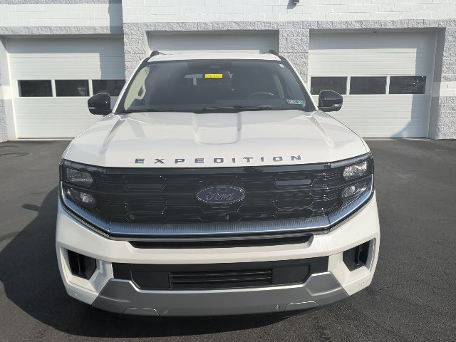 Certified 2025 Ford Expedition Max Platinum w/ Platinum Ultimate Package AWD/4WD image 9
