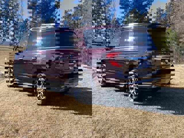 Certified 2024 Ford Expedition Limited image 9