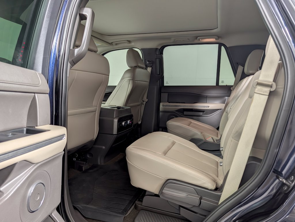 Certified 2021 Ford Expedition XLT RWD image 12