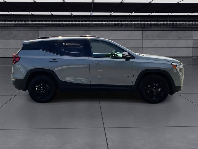 Used 2024 GMC Terrain AT4 AWD/4WD image 17