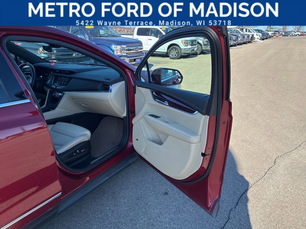 Used 2019 Cadillac XT5 Luxury image 47