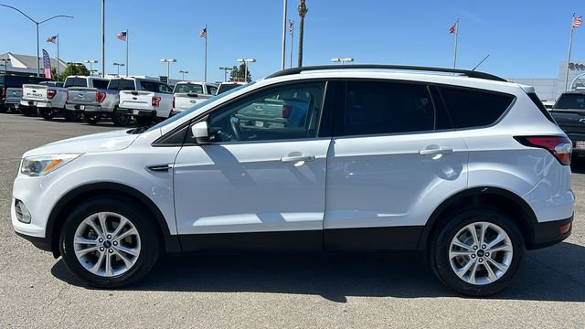 Certified 2018 Ford Escape SE FWD image 7