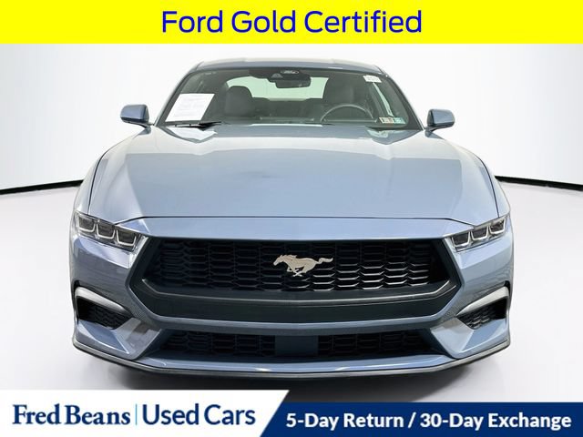 Certified 2025 Ford Mustang Coupe RWD image 2