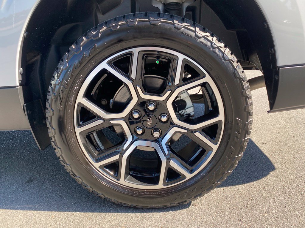 Certified 2025 Ford Maverick Lariat AWD/4WD image 35