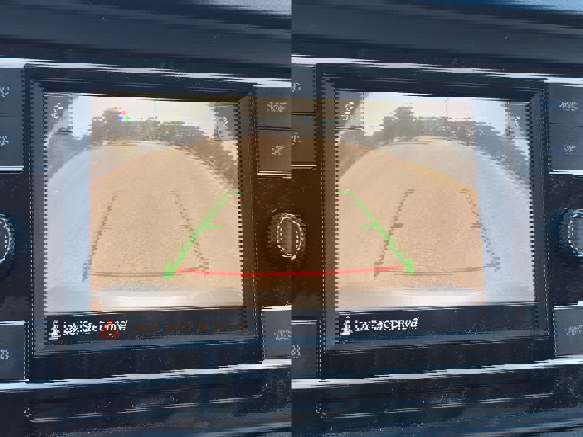 Used 2020 Volkswagen Jetta R-Line image 17