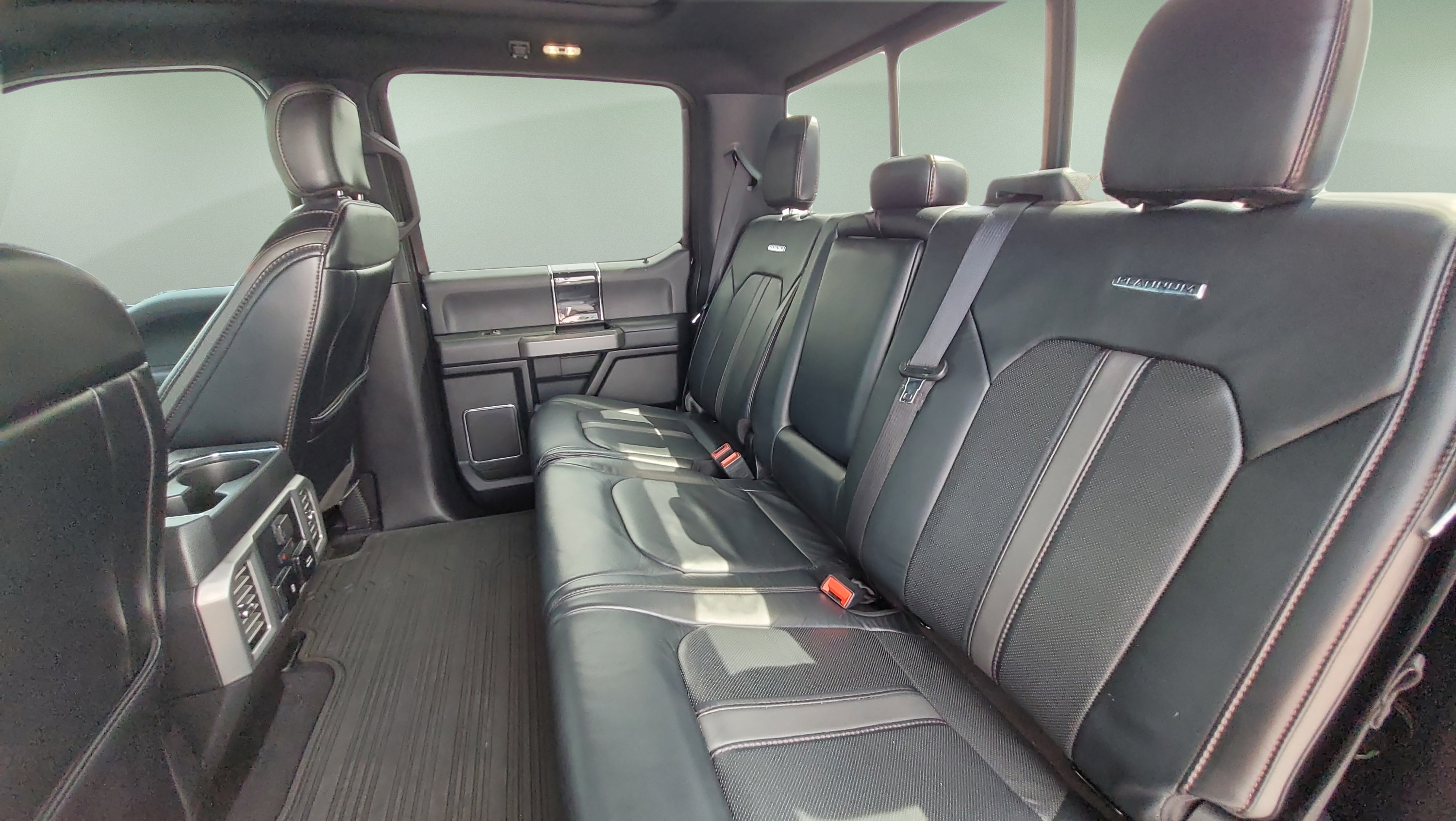 Certified 2020 Ford F250 Platinum AWD/4WD image 17