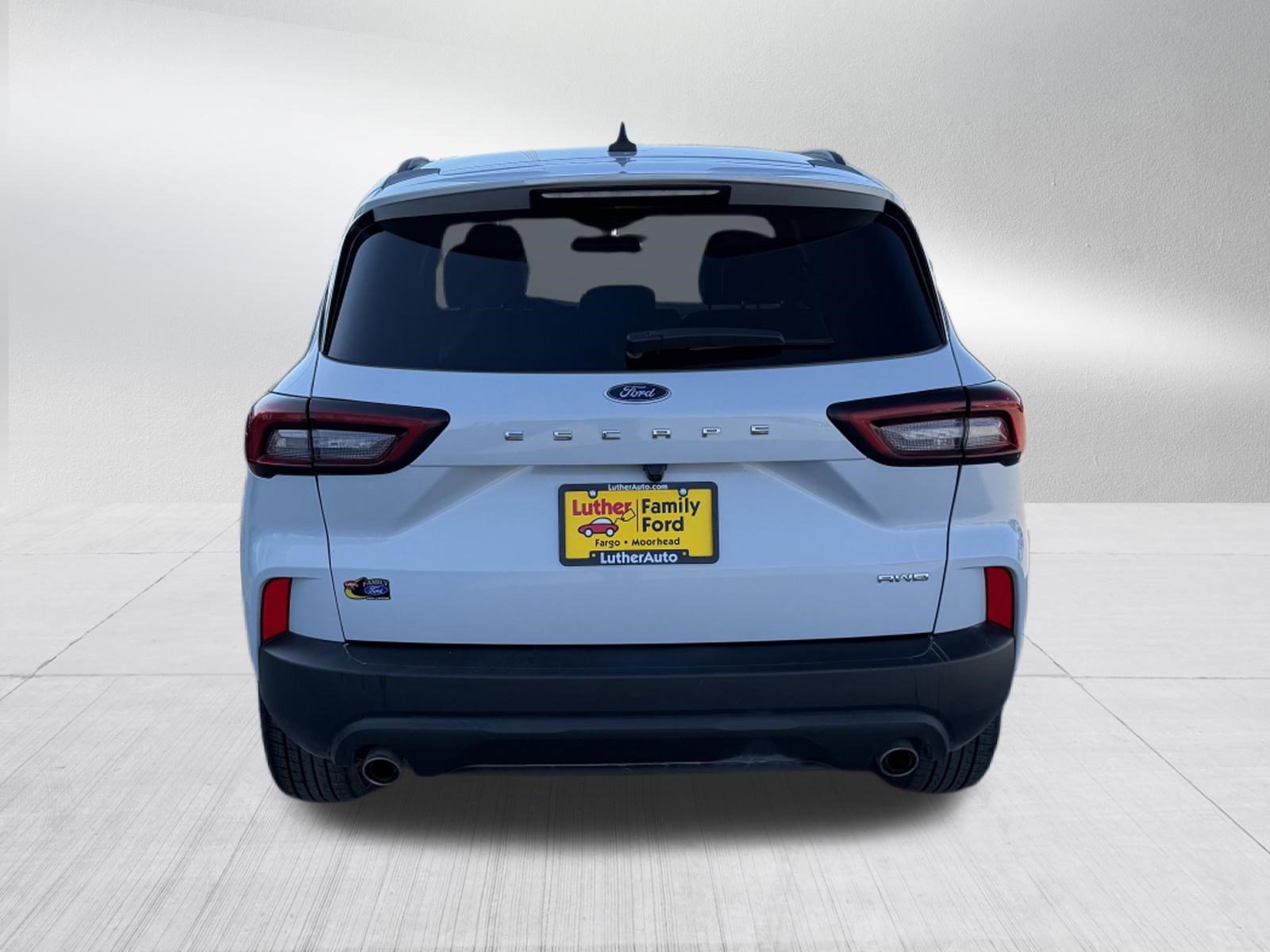 Certified 2025 Ford Escape ST-Line AWD/4WD image 4
