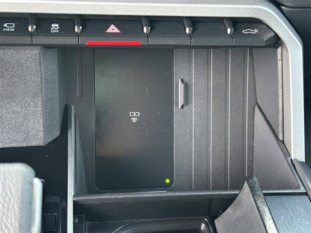 Used 2025 Toyota Tundra Platinum AWD/4WD image 26
