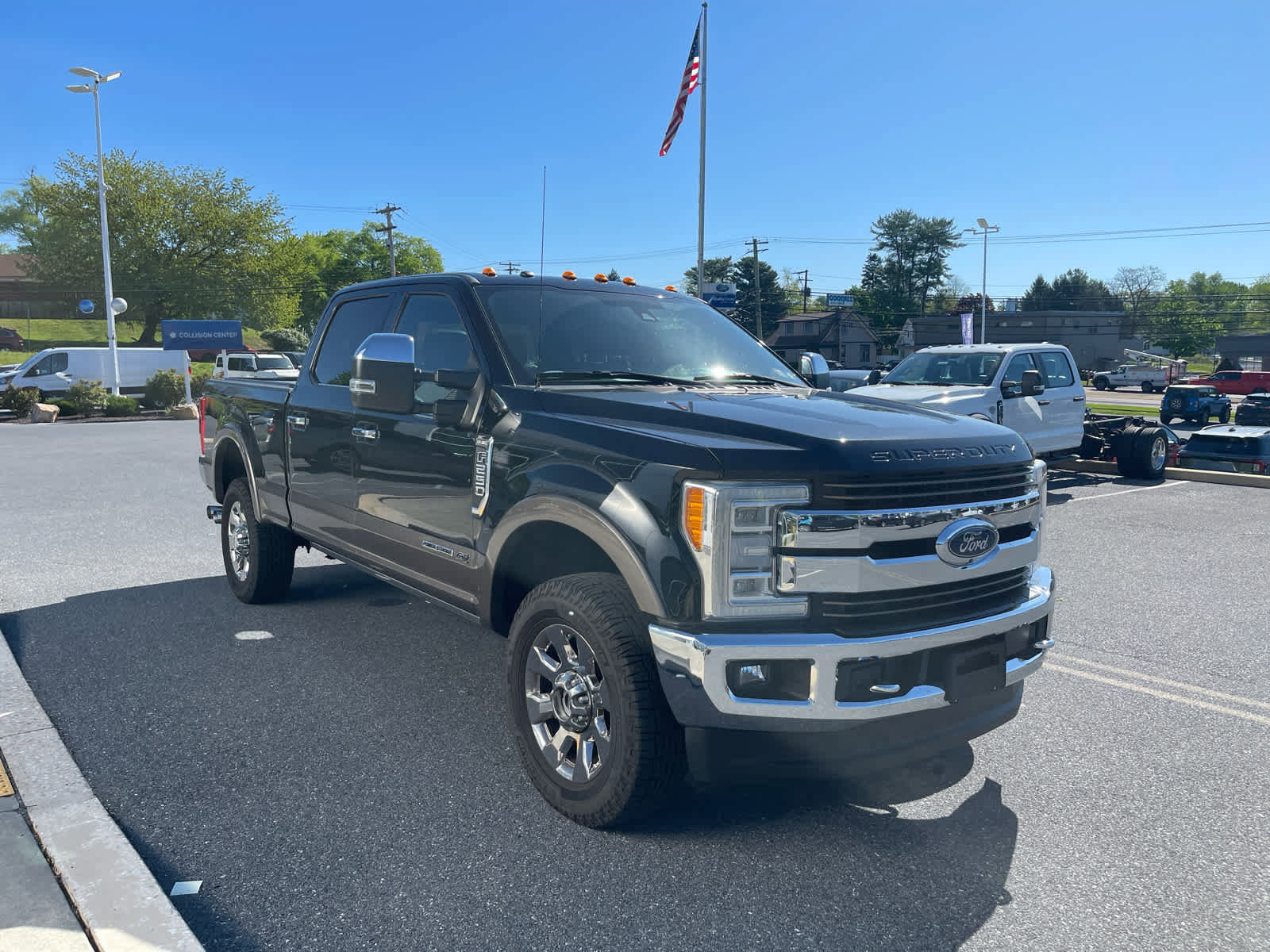 Certified 2018 Ford F250 King Ranch w/ King Ranch Ultimate Package AWD/4WD image 8