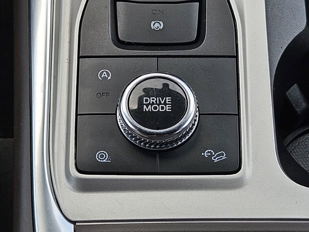 Certified 2022 Ford Explorer King Ranch w/ Premium Technology Package AWD/4WD image 37