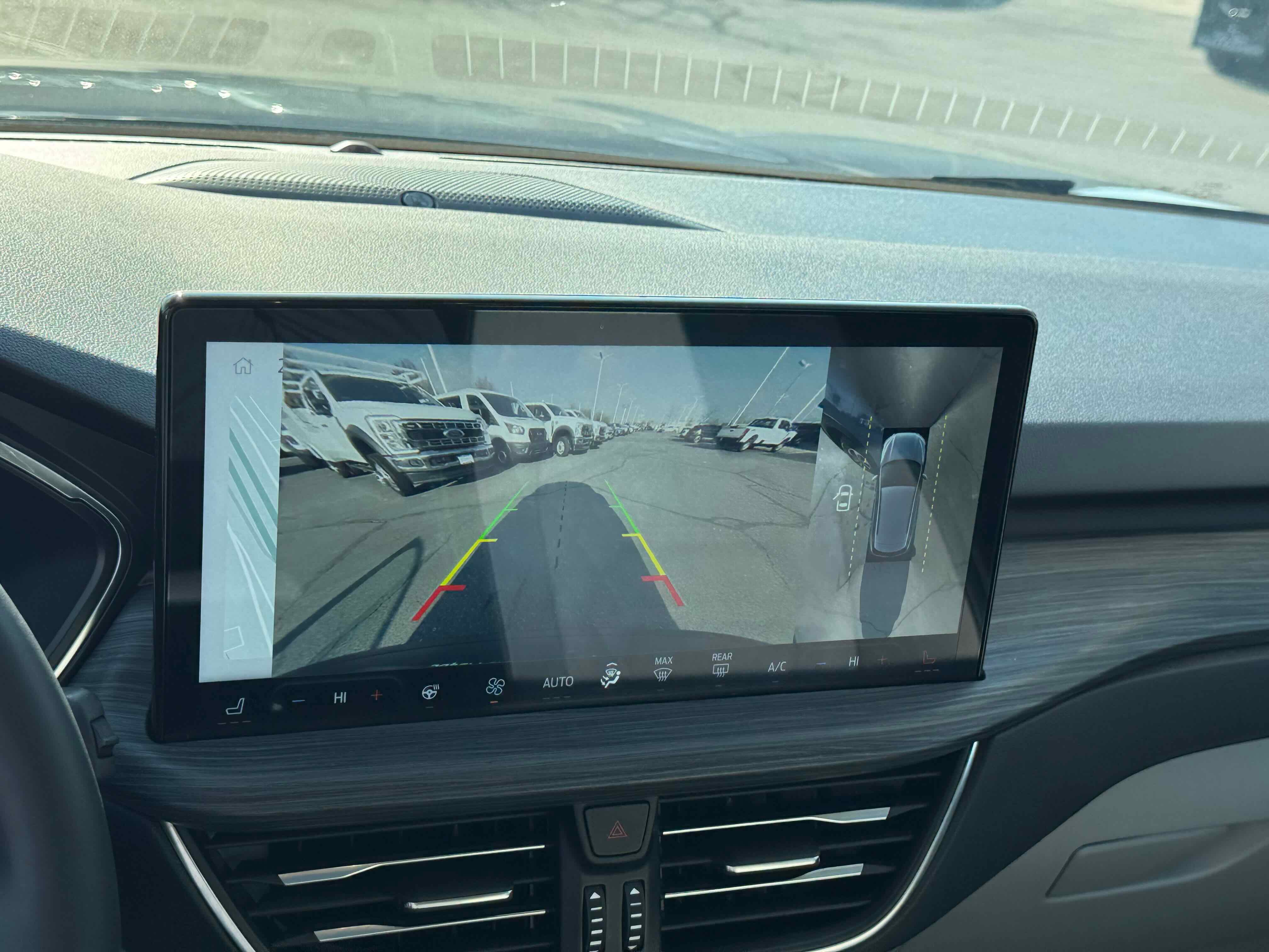 Certified 2023 Ford Escape Platinum w/ Premium Technology Package image 21