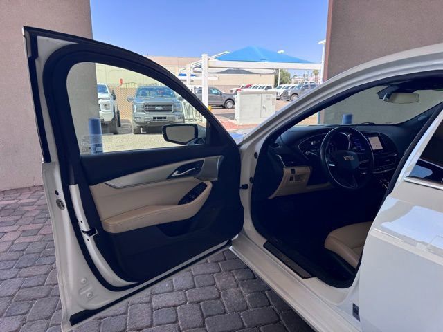 Used 2023 Cadillac CT5 Luxury w/ Sun And Sound Package RWD image 10