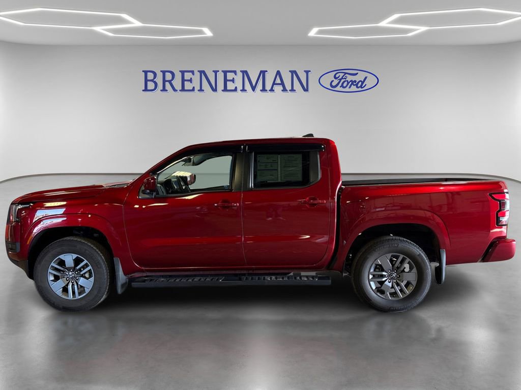 Used 2025 Nissan Frontier SV AWD/4WD image 8