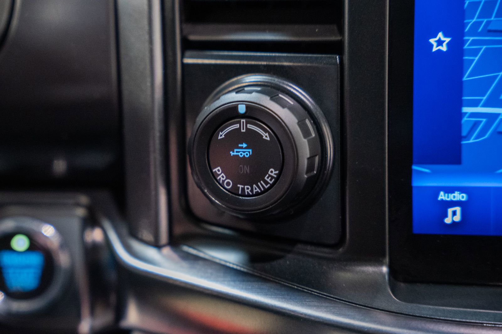 Certified 2023 Ford F150 Lariat w/ Equipment Group 502A High image 34