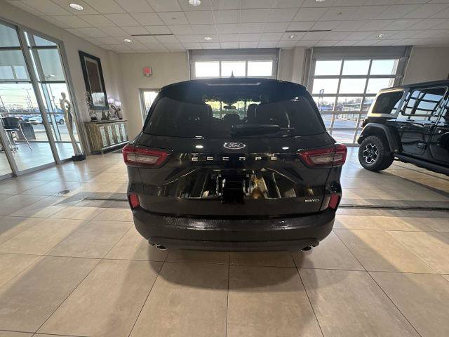 Certified 2025 Ford Escape ST-Line w/ Tech Pack #1 AWD/4WD image 4
