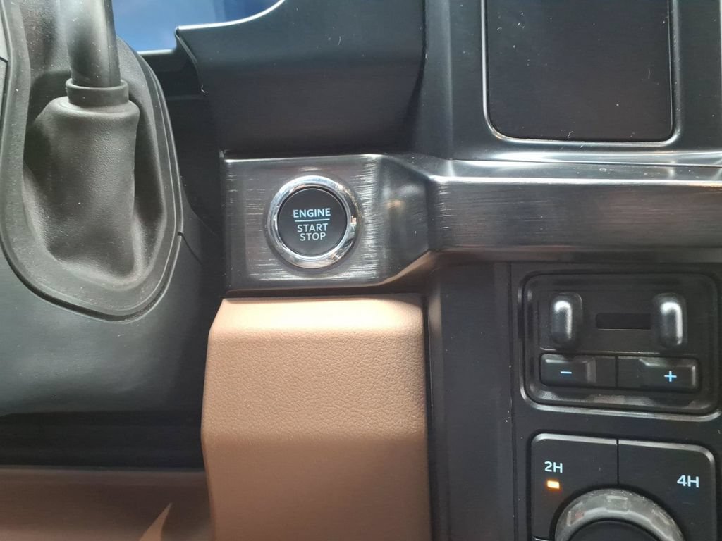 Certified 2024 Ford F250 Lariat w/ Chrome Package AWD/4WD image 24