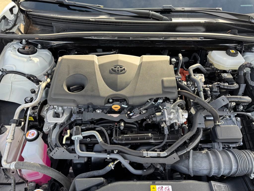 Used 2025 Toyota Camry LE image 41