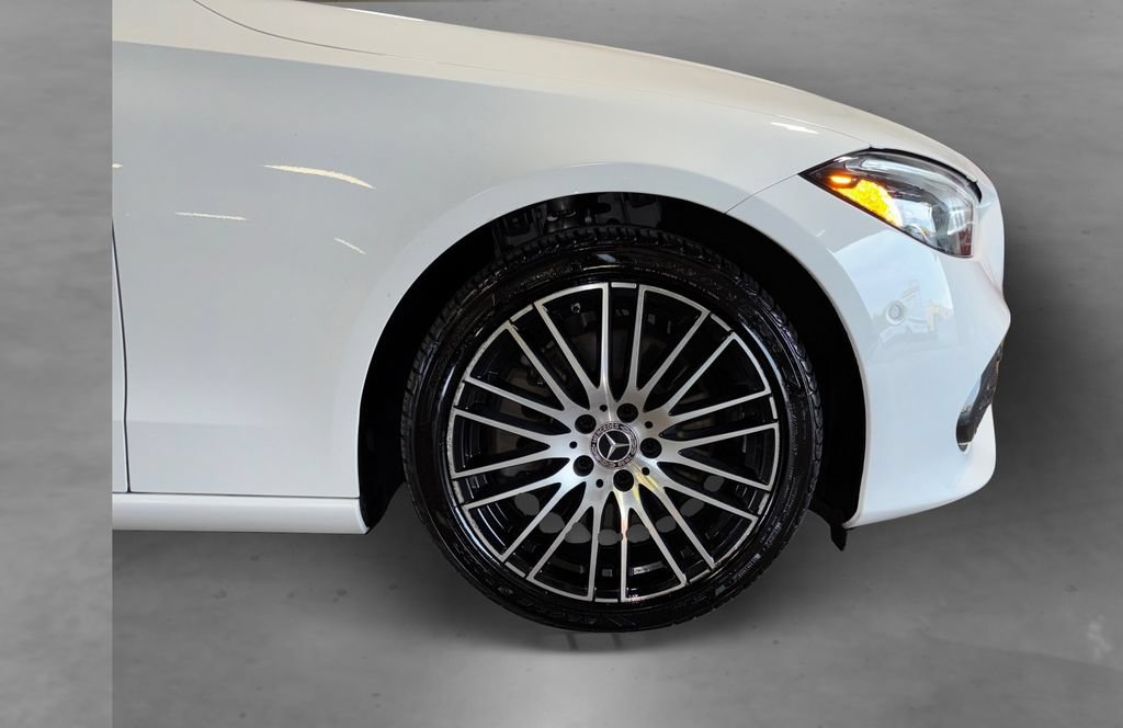 Used 2023 Mercedes-Benz C 300 Sedan image 21