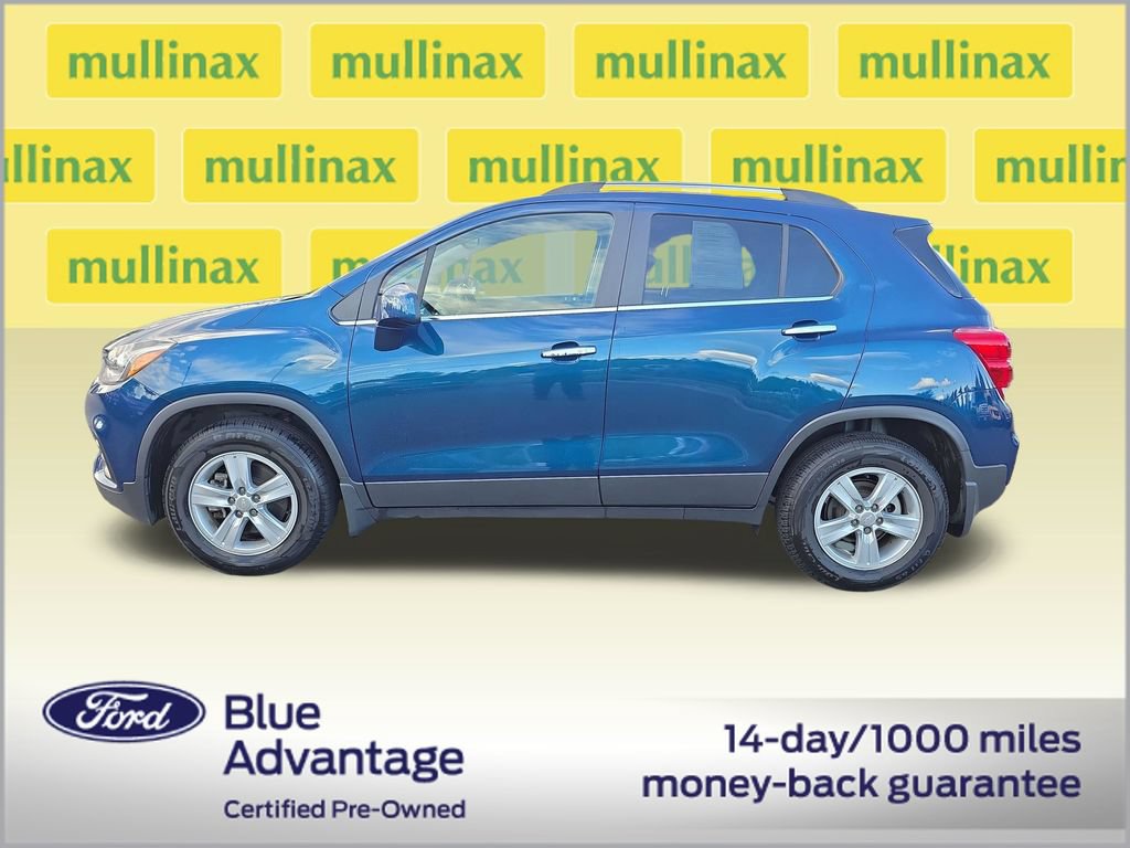 Used 2020 Chevrolet Trax LT w/ LT Convenience Package AWD/4WD image 13