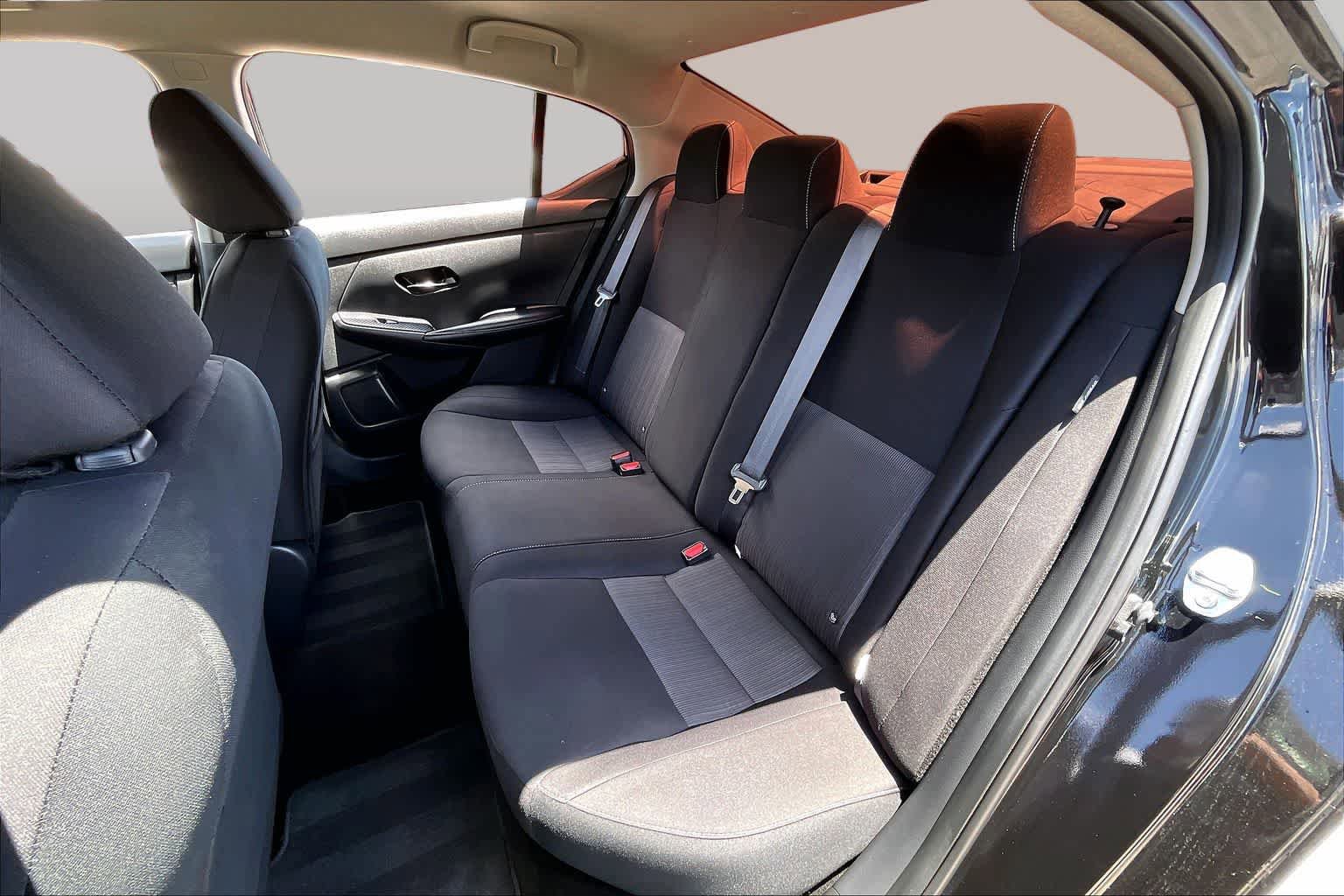 Used 2024 Nissan Sentra SV FWD image 20