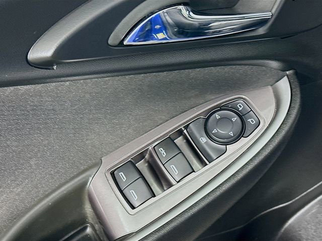 Used 2023 Chevrolet Malibu LT image 23