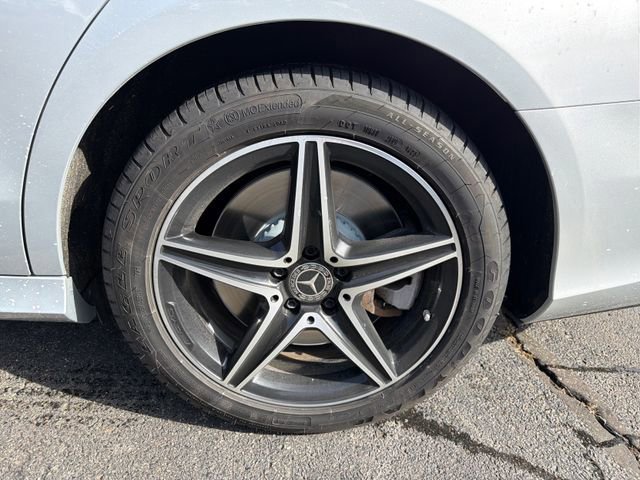 Used 2018 Mercedes-Benz E 400 4MATIC Sedan image 14