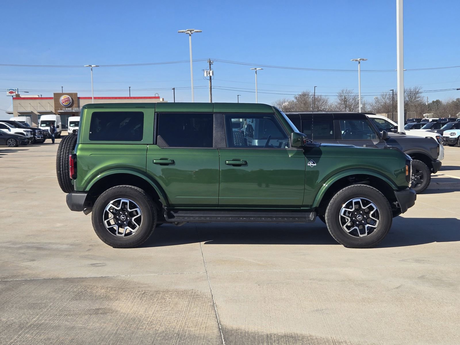 Certified 2025 Ford Bronco Outer Banks image 7