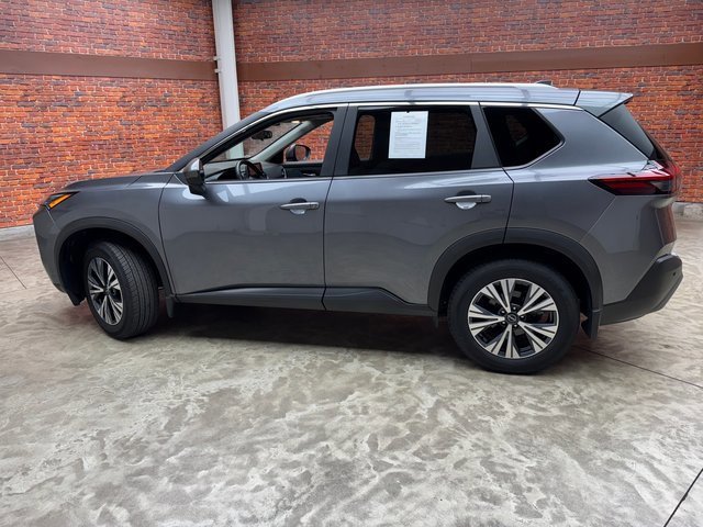 Used 2022 Nissan Rogue SV w/ SV Premium Package video 2